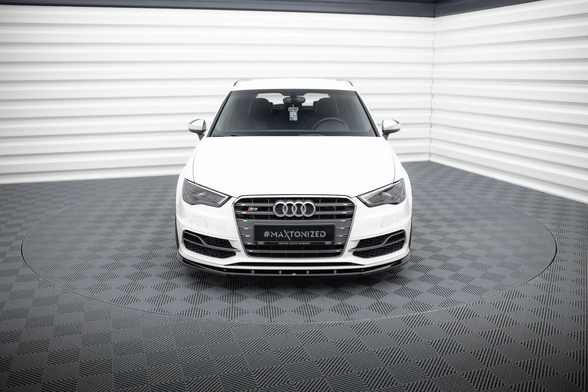 Splitter Przedni V.1 Audi S3 / A3 S-Line Sportback / Hatchback 8V - Image 3