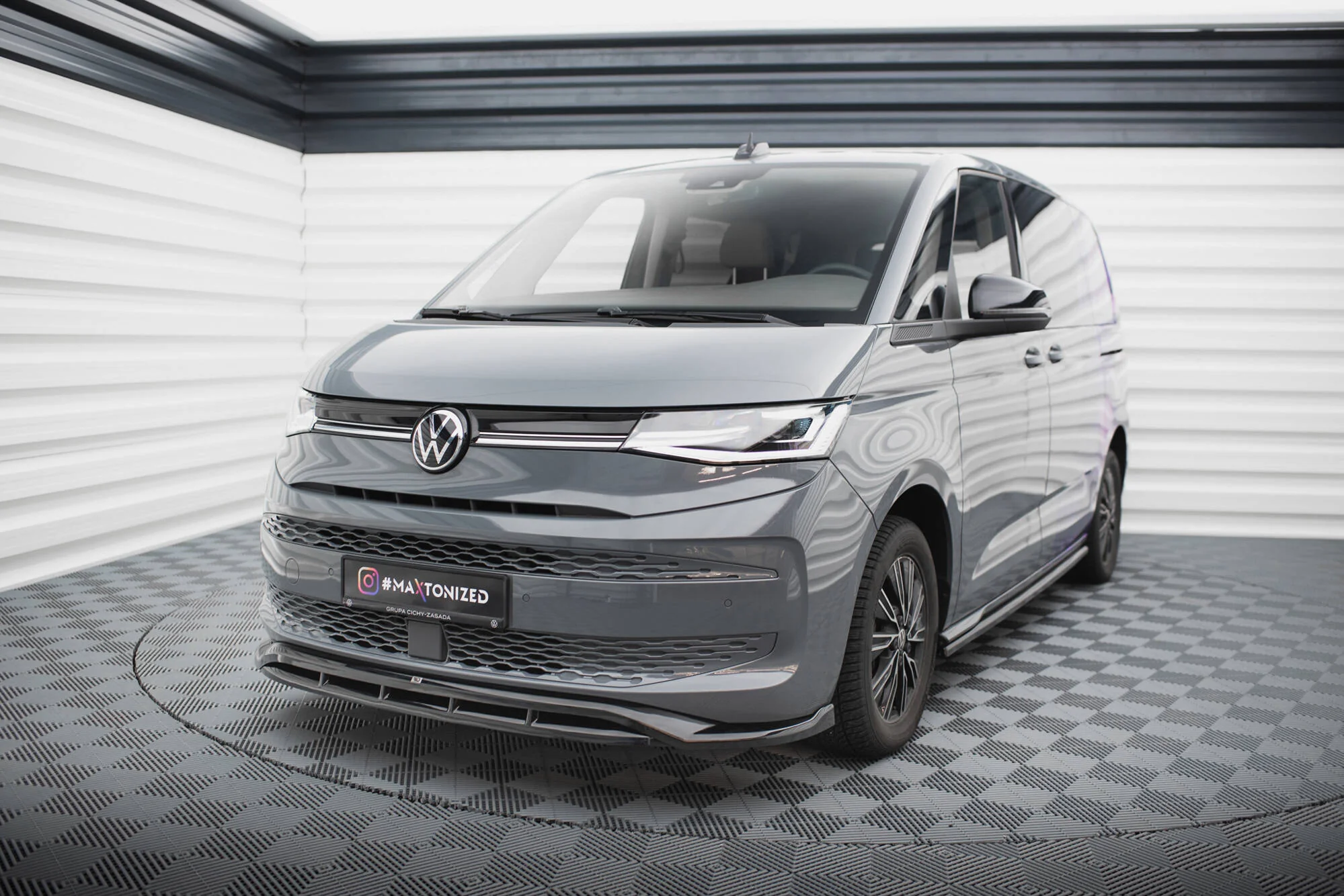 Splitter Przedni V.1 Volkswagen Multivan T7