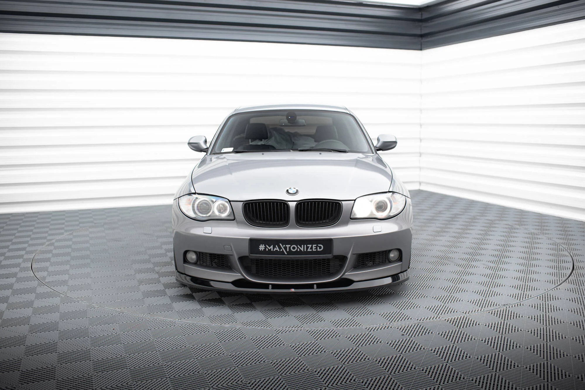 Splitter Przedni V.2 BMW 1 M-Pack E82 - Image 2