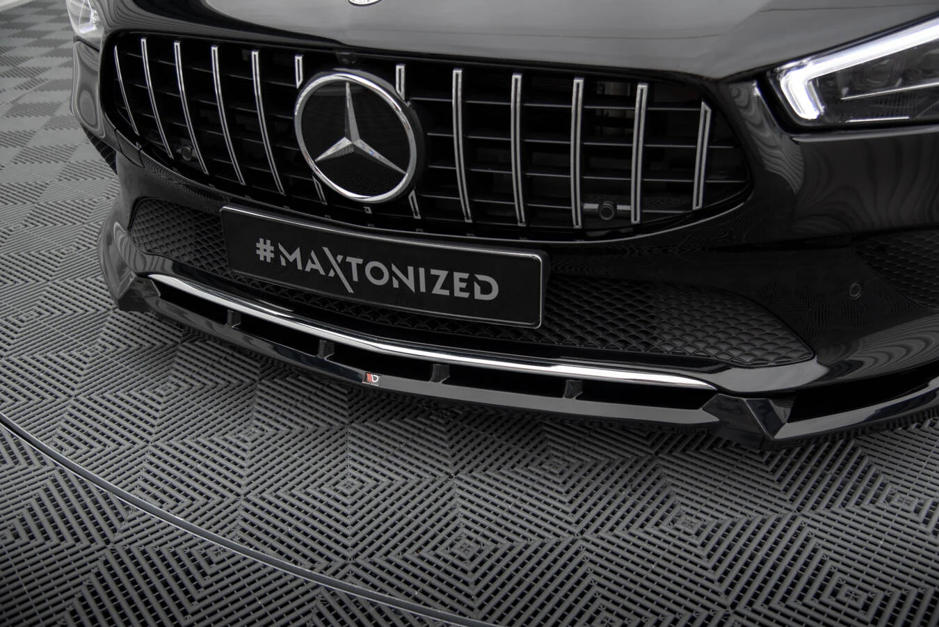 Splitter Przedni V.2 Mercedes-Benz CLA C118 - Image 3