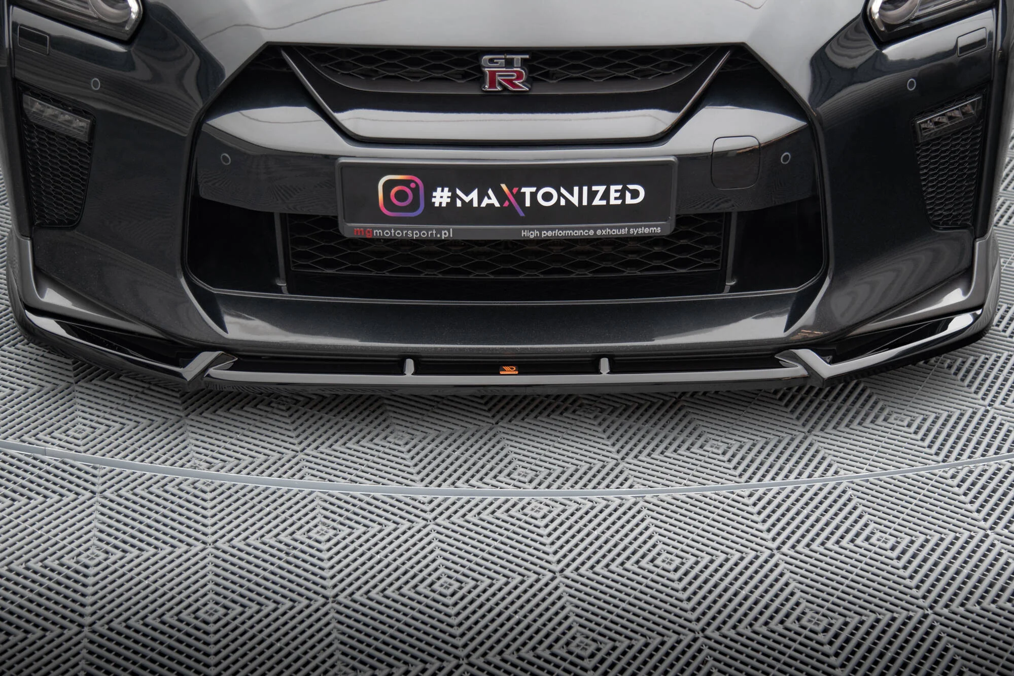 Splitter Przedni V.2 Nissan GTR R35 Facelift - Image 3