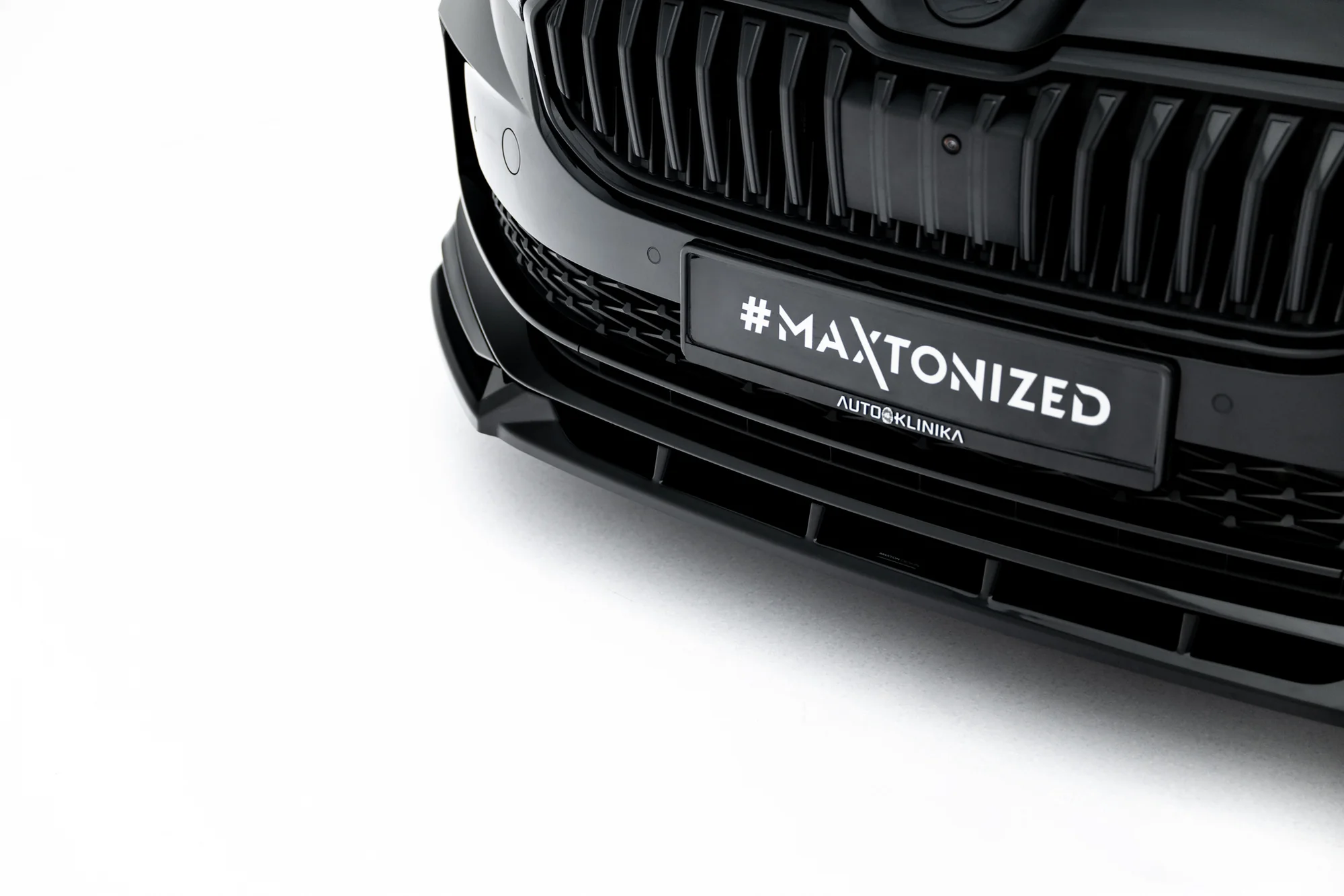 Splitter Przedni V.2 Skoda Superb Sportline Mk4 - Image 4
