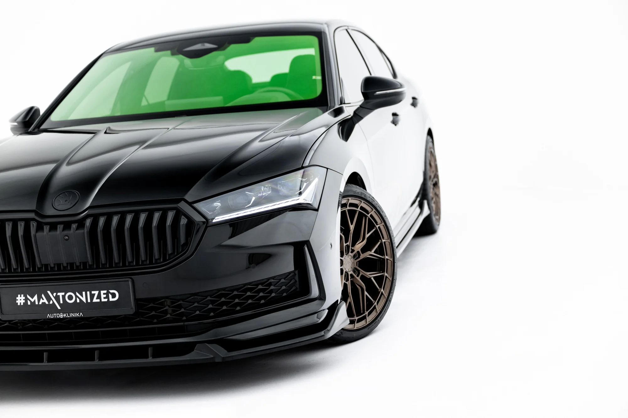 Splitter Przedni V.2 Skoda Superb Sportline Mk4 - Image 5