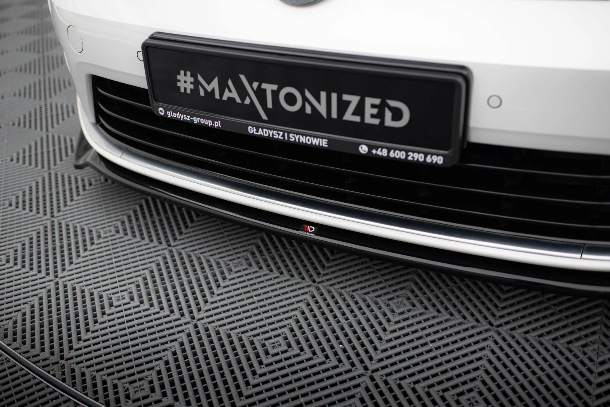 Splitter Przedni V.2 Volkswagen Golf R / R-Line Mk7 - Image 3