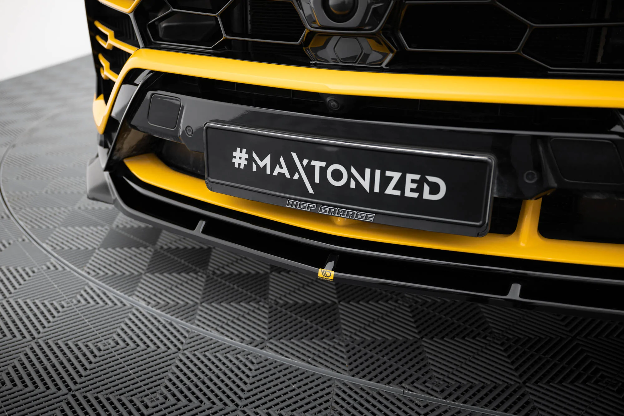 Splitter Przedni V.3 Lamborghini Urus Mk1 - Image 3