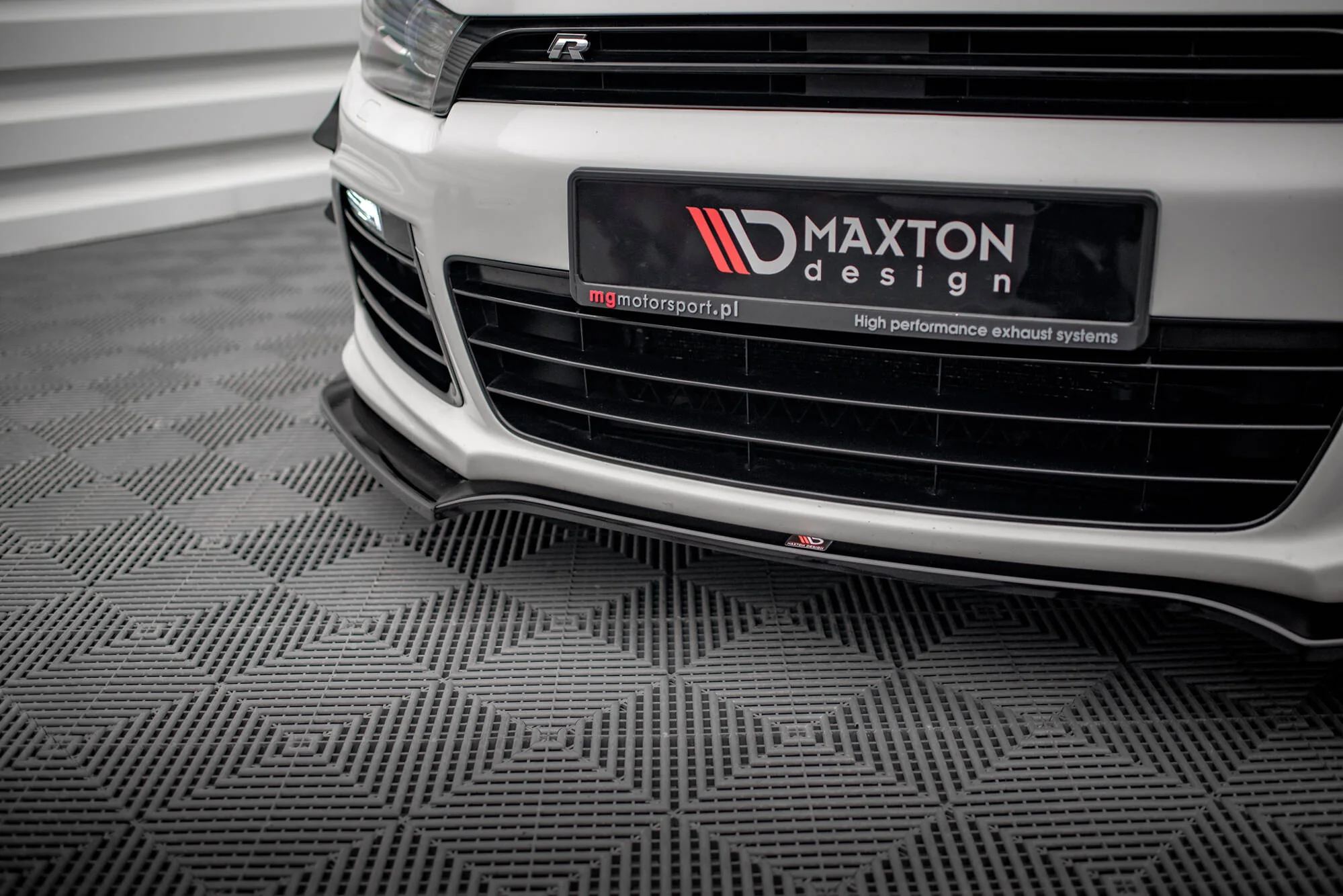 Splitter Przedni V.4 Volkswagen Scirocco R Mk3