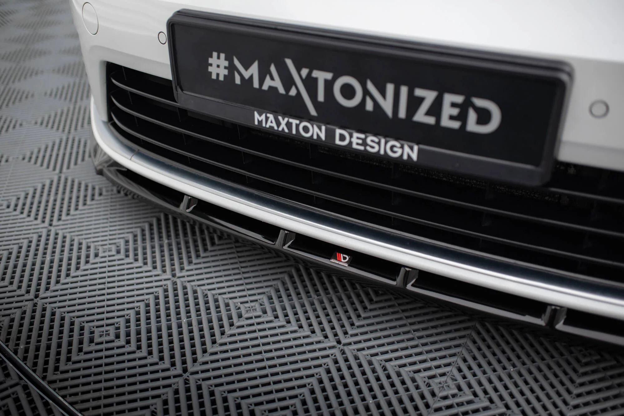 Splitter Przedni V.5 Volkswagen Golf R / R-Line Mk7 - Image 3