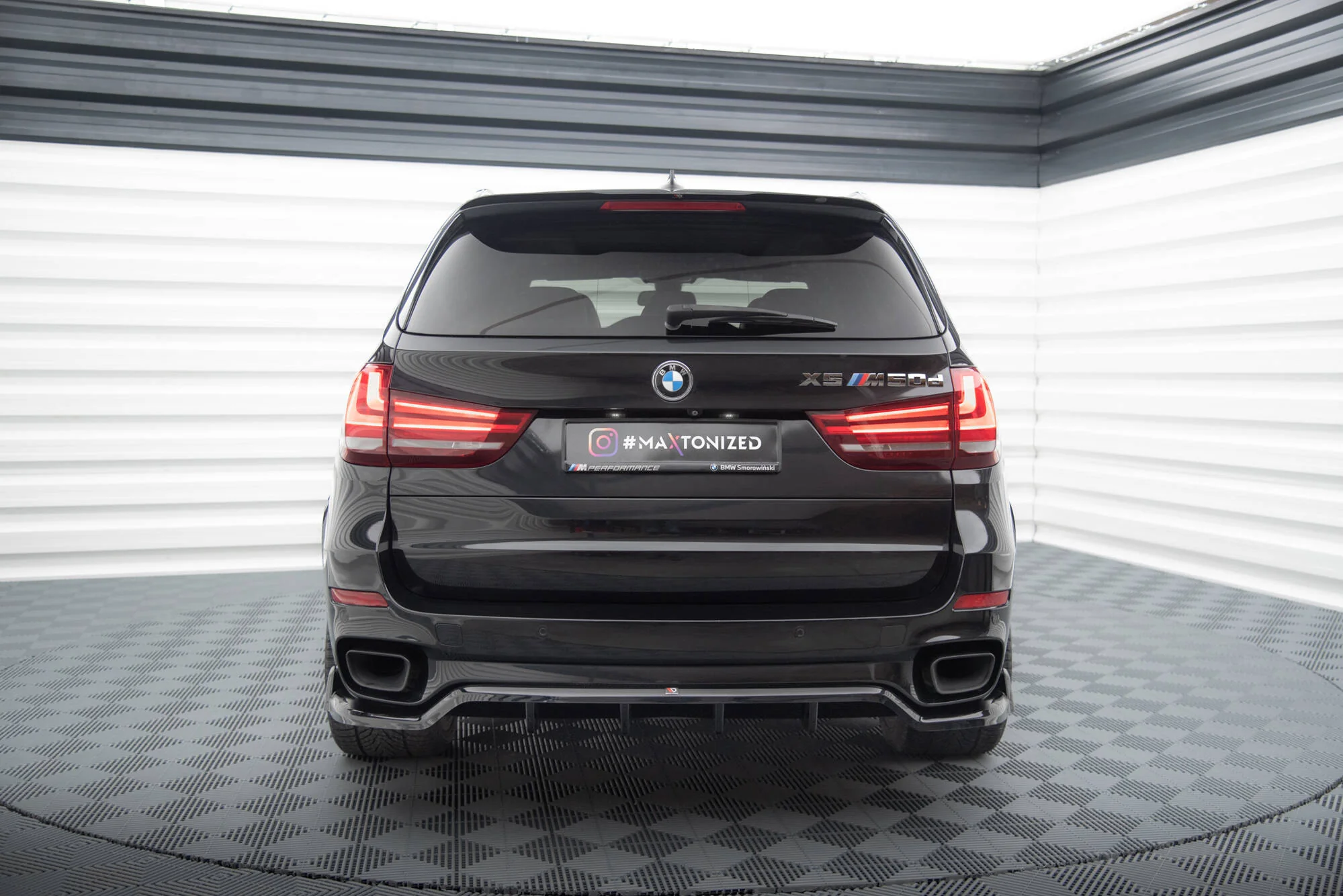 Splitter Tylny (Z Dyfuzorem) BMW X5 M-Pack F15 - Image 3