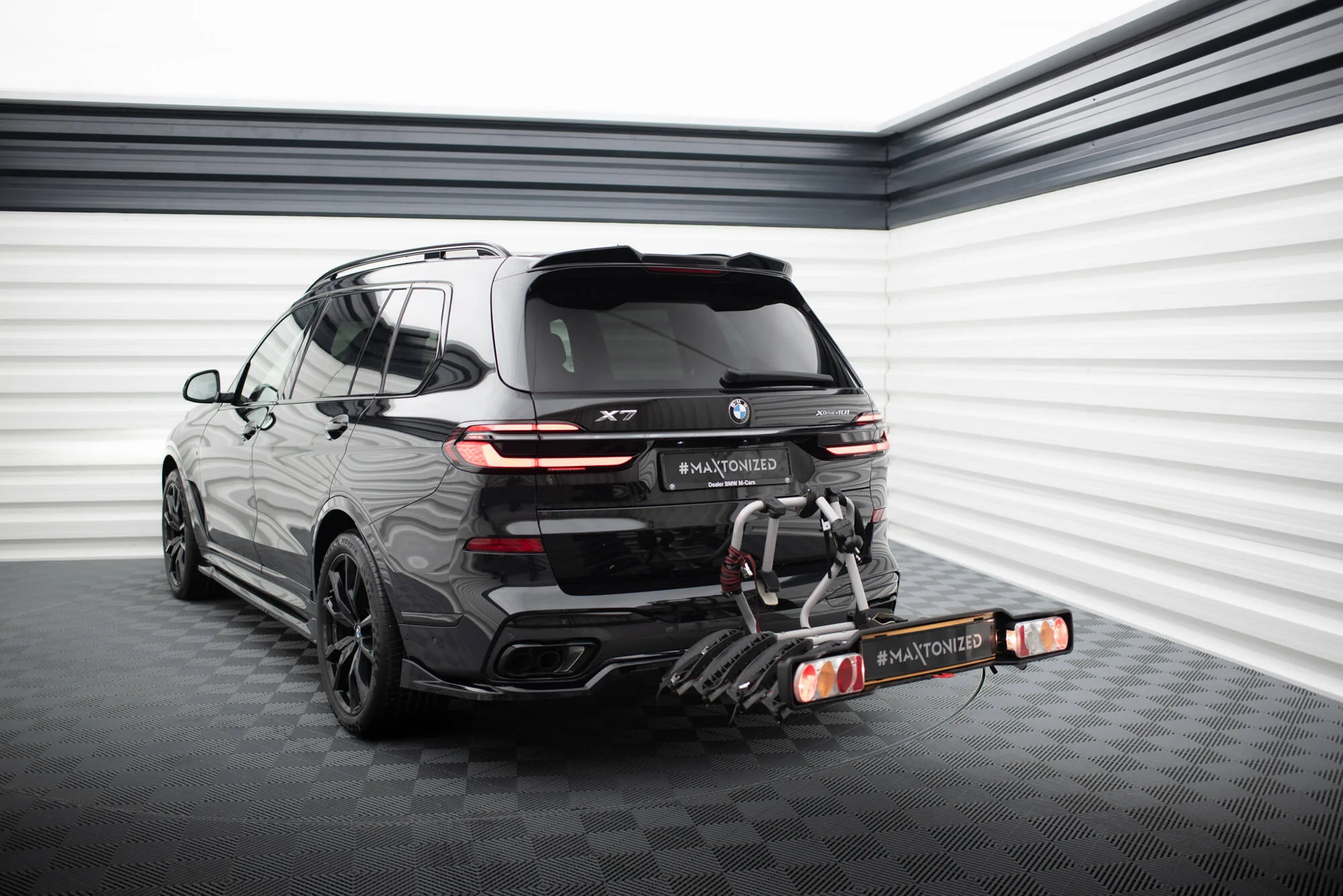 Splitter Tylny (Z Dyfuzorem) BMW X7 M-Pack G07 Facelift - Image 10