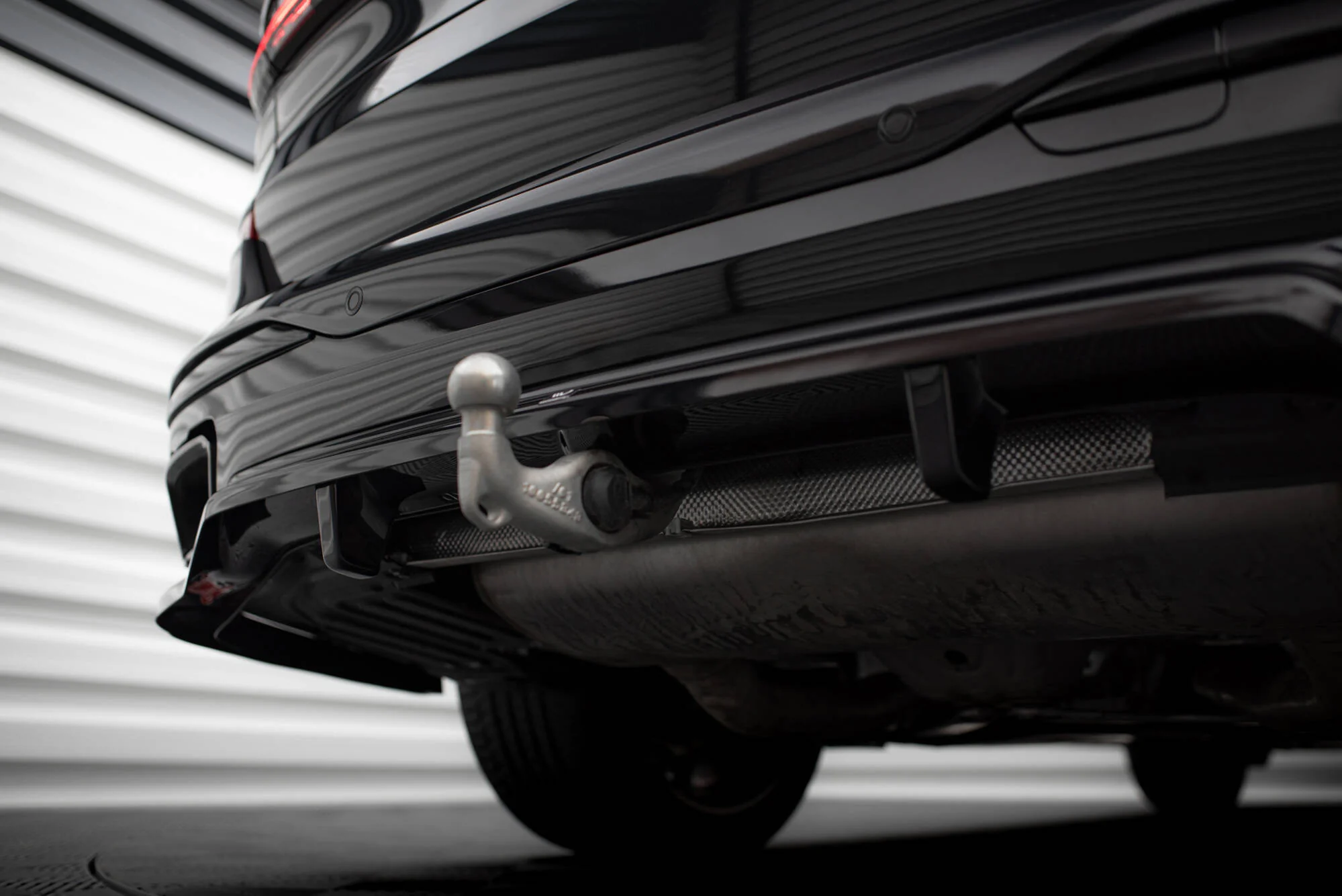 Splitter Tylny (Z Dyfuzorem) BMW X7 M-Pack G07 Facelift - Image 4