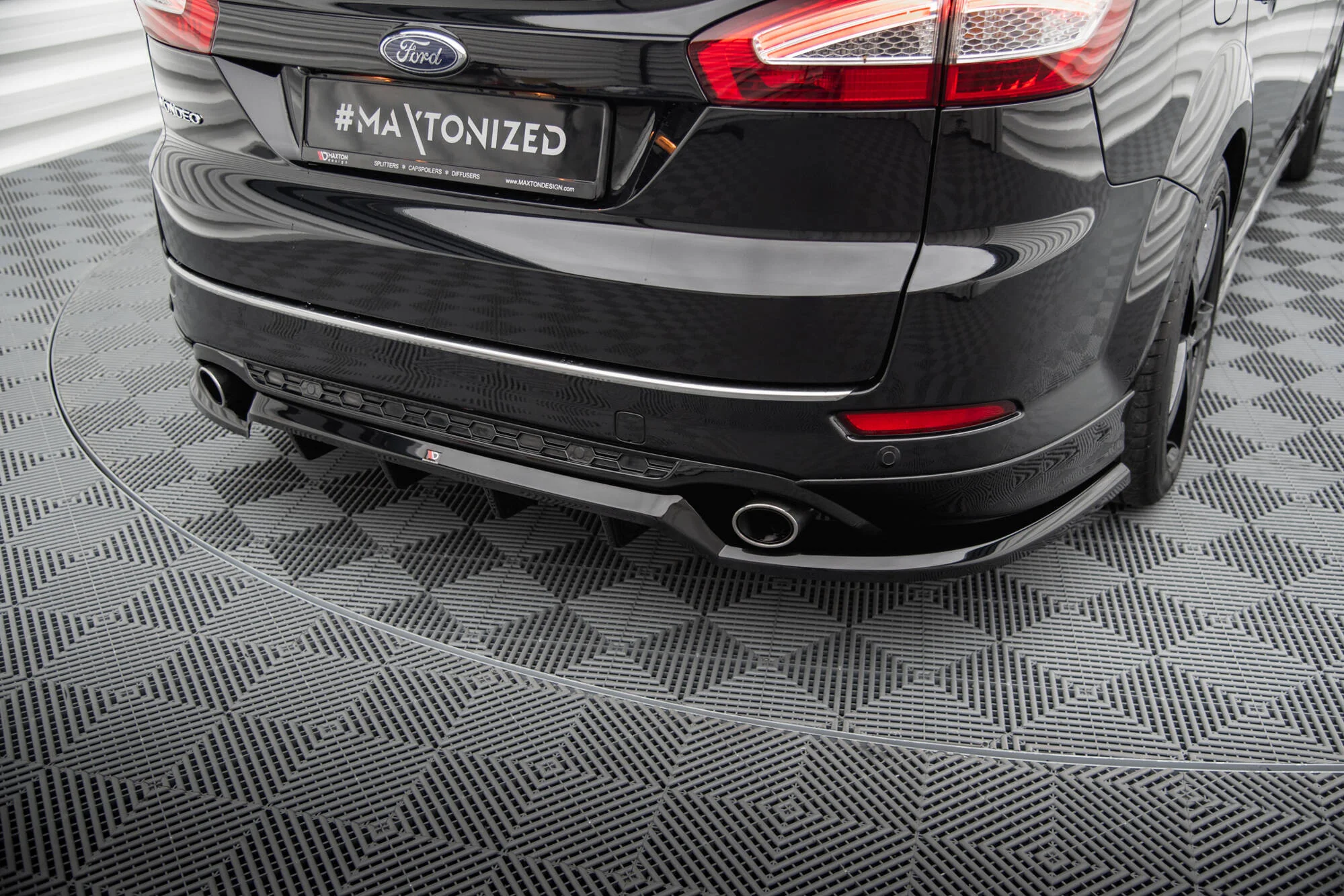 Splitter Tylny (Z Dyfuzorem) Ford Mondeo ST-Line Estate Mk4 Facelift