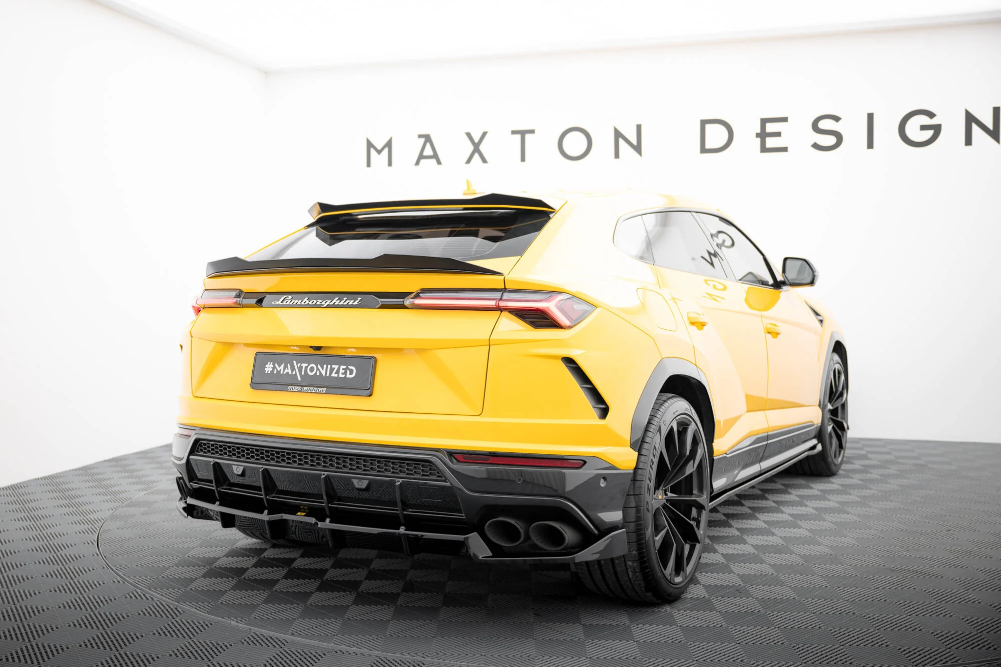 Splitter Tylny (Z Dyfuzorem) Lamborghini Urus Mk1 - Image 4