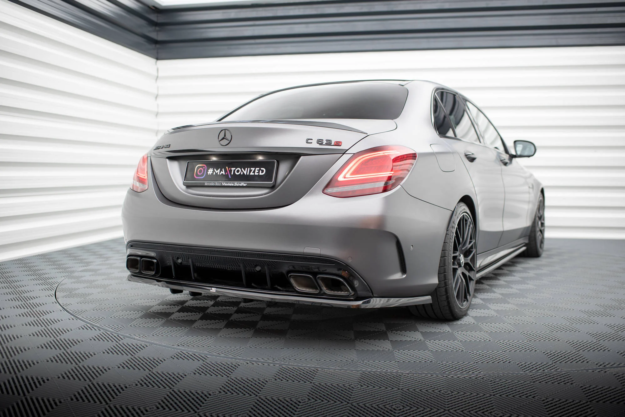 Splitter Tylny (Z Dyfuzorem) Mercedes-AMG C63 Sedan / Estate W205 Facelift