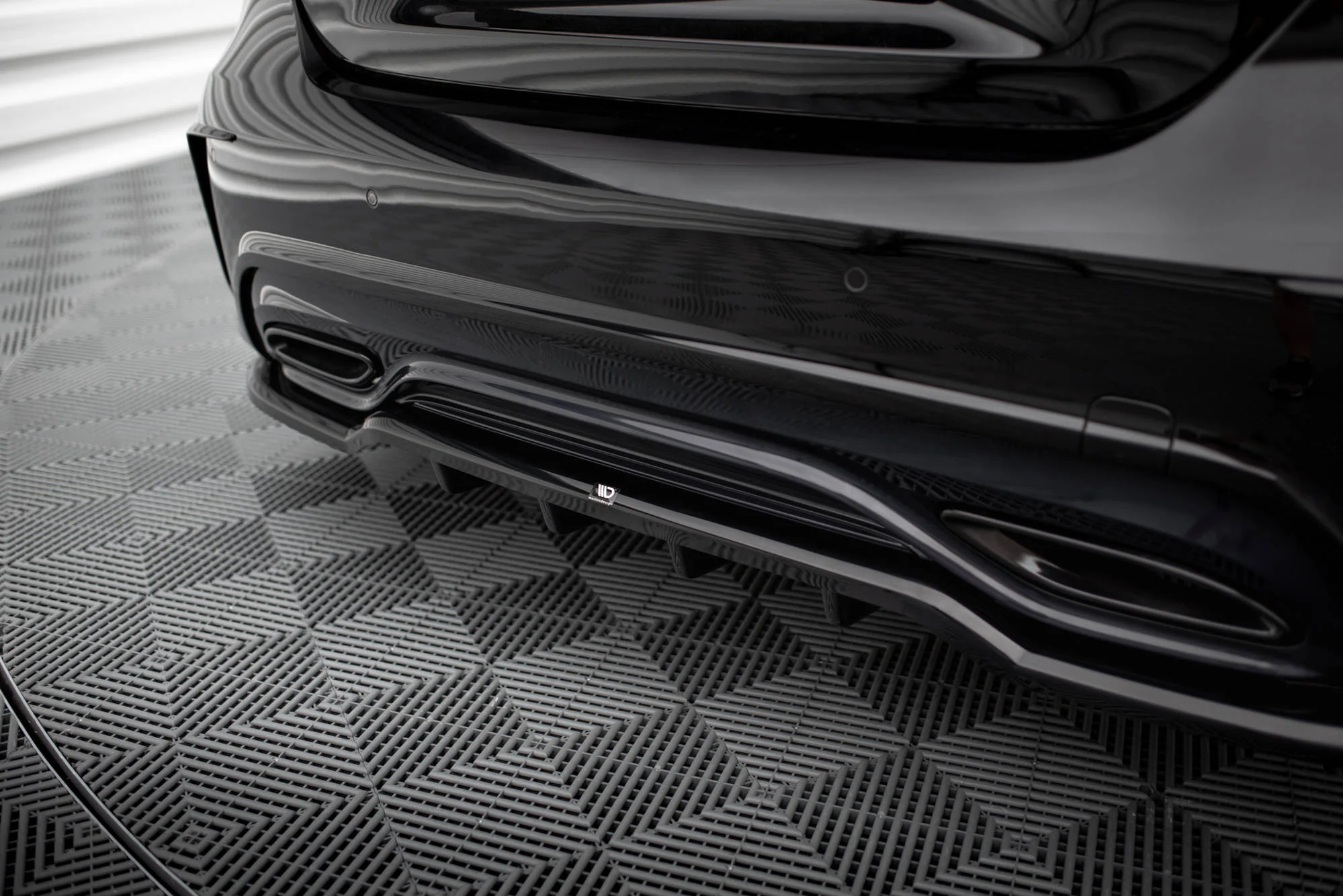 Splitter Tylny (Z Dyfuzorem) Mercedes-Benz A AMG-Line W176 Facelif - Image 4