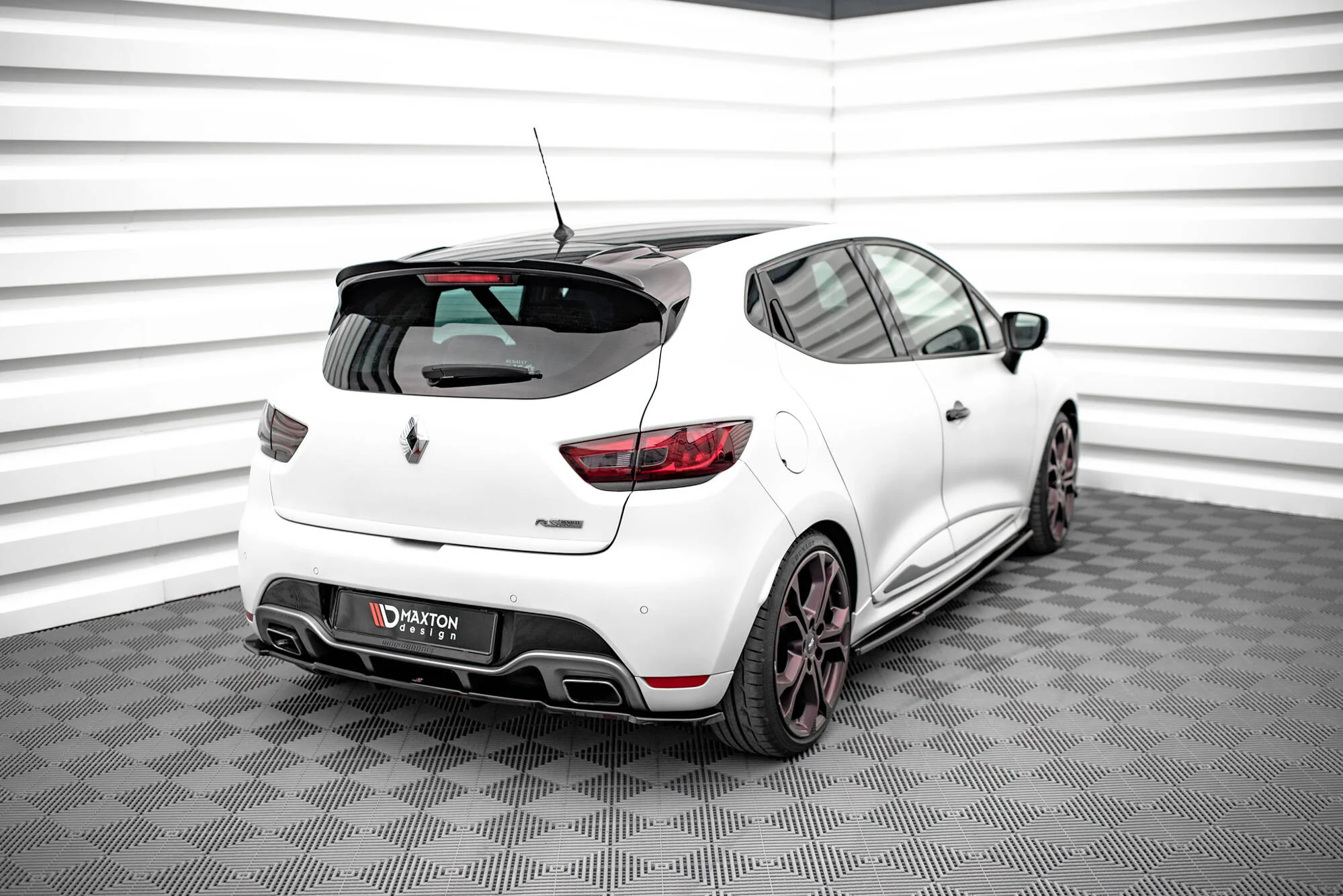 Splitter Tylny (Z Dyfuzorem) Renault Clio RS Mk4 - Image 2