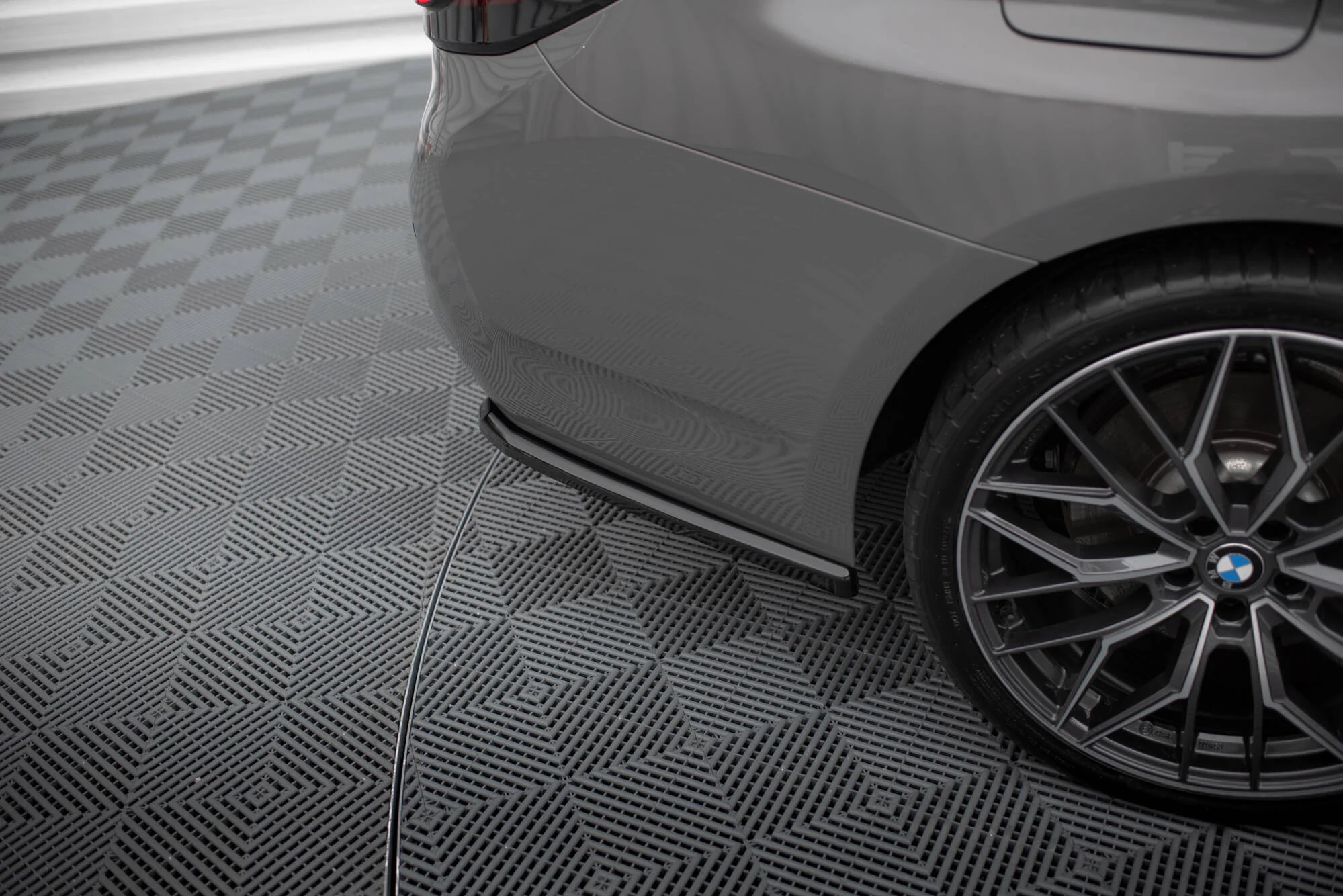 Splittery Tylne Boczne BMW 5 G30 / G31 Facelift - Image 3