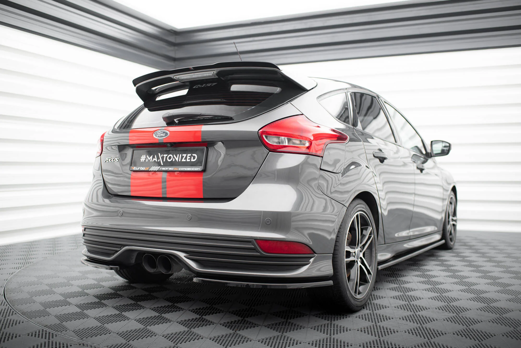 Splittery Tylne Boczne Ford Focus ST Mk3 FL - Image 2