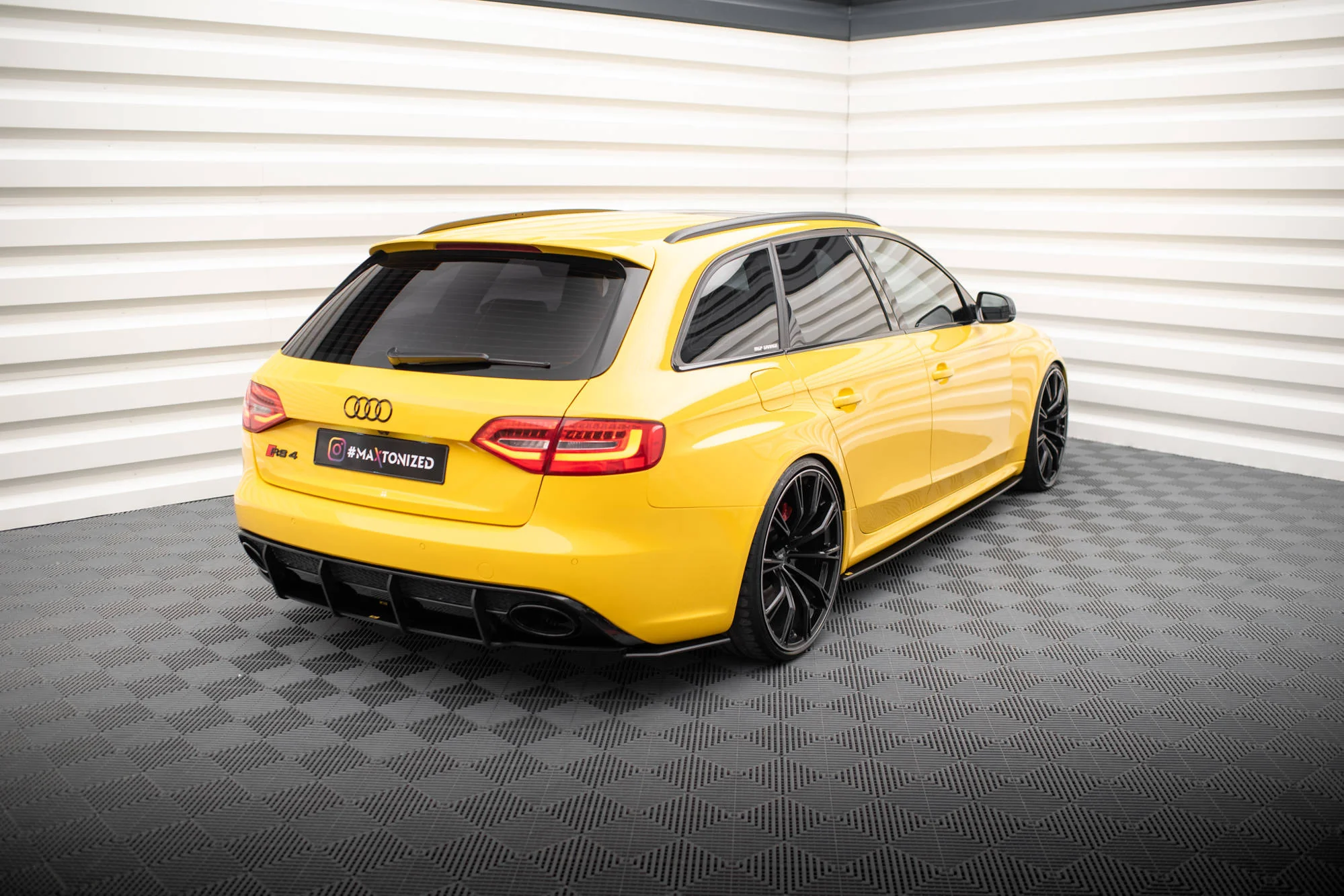 Splittery Tylne Boczne Street Pro Audi RS4 B8 - Image 2