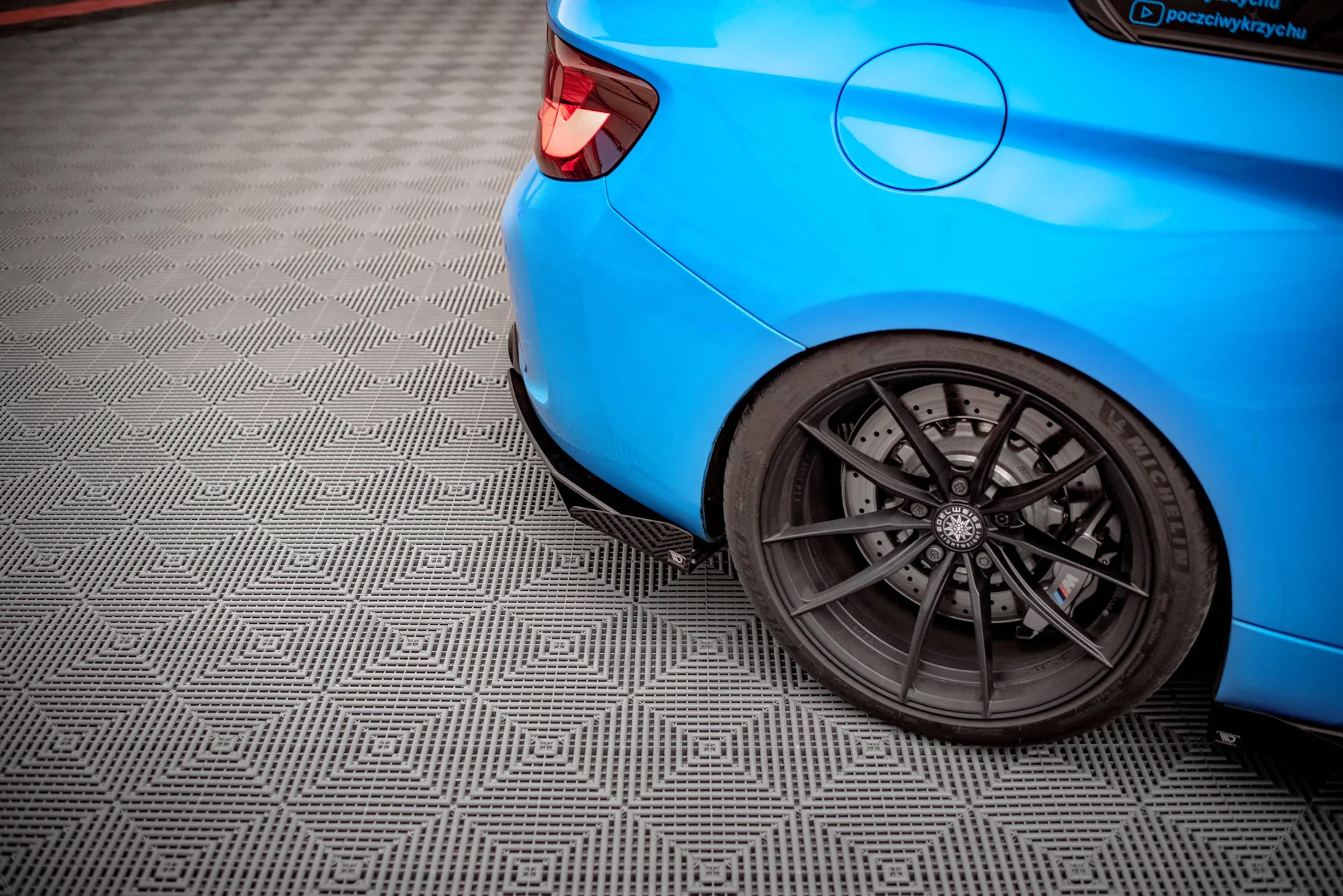 Splittery Tylne Boczne Street Pro + Flaps BMW M2 F87 - Image 3
