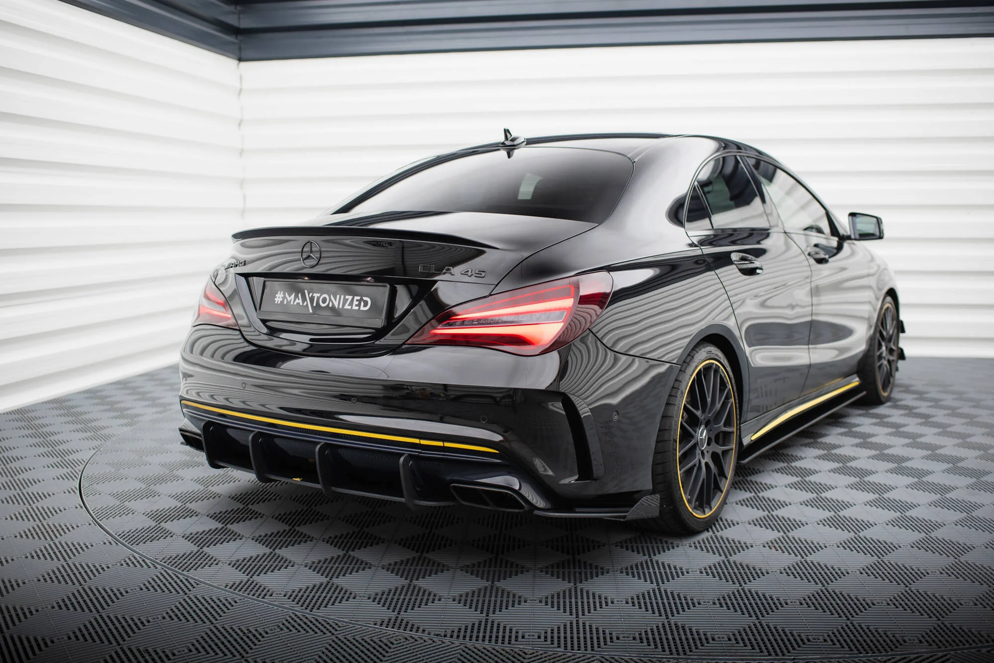 Splittery Tylne Boczne Street Pro + Flaps Mercedes-AMG CLA 45 C117 Facelift - Image 2