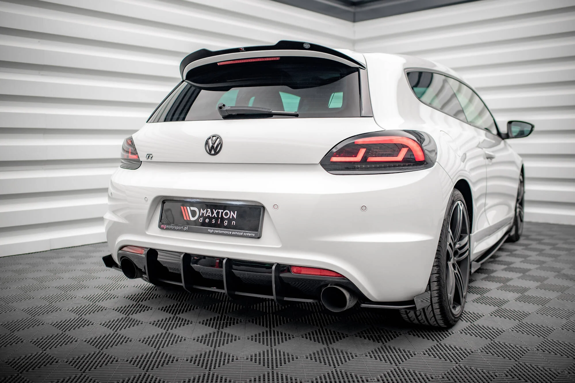 Splittery Tylne Boczne Street Pro + Flaps Volkswagen Scirocco R Mk3 - Image 2
