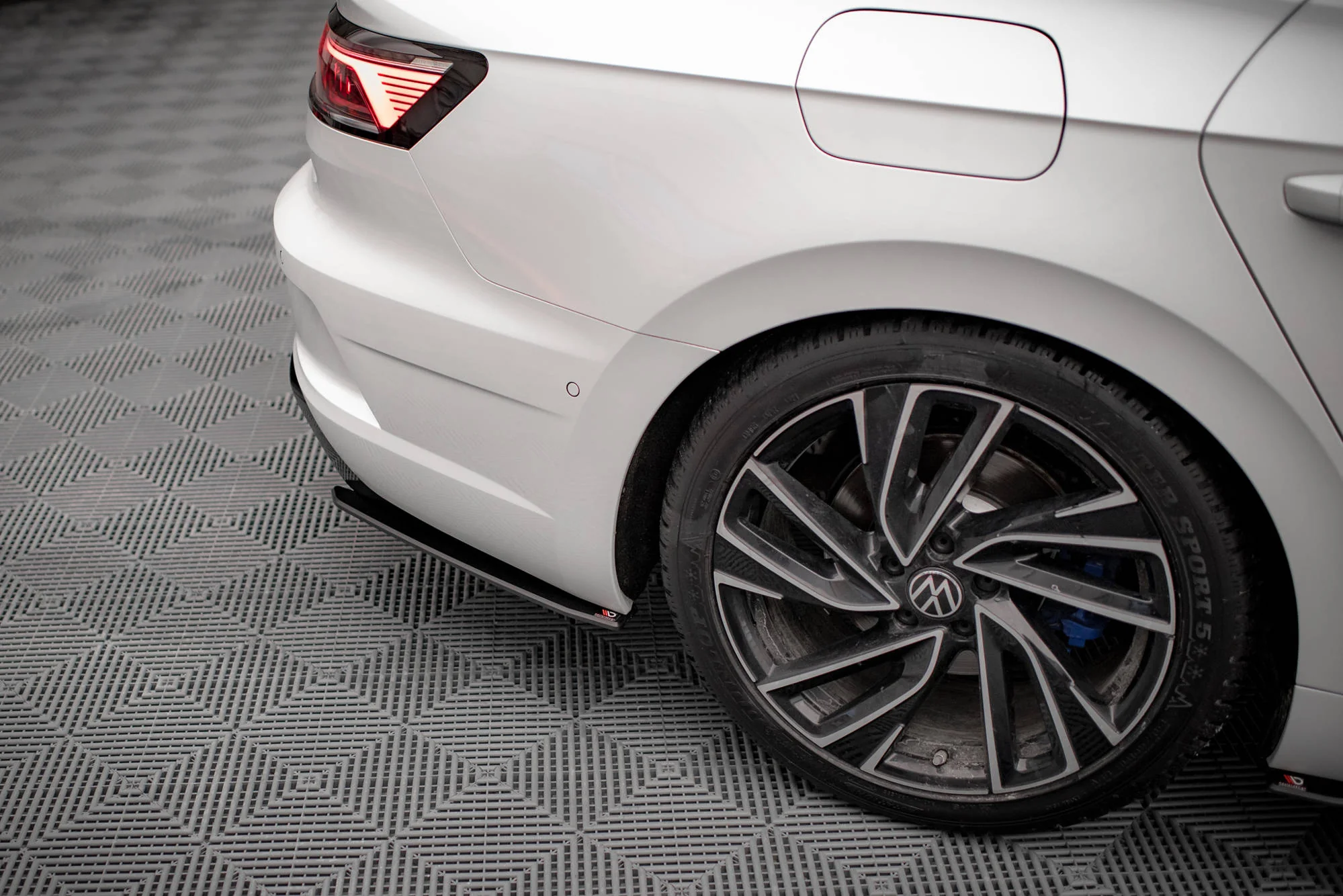 Splittery Tylne Boczne Street Pro Volkswagen Arteon R Sedan / Shooting Brake Mk1 Faceift - Image 3