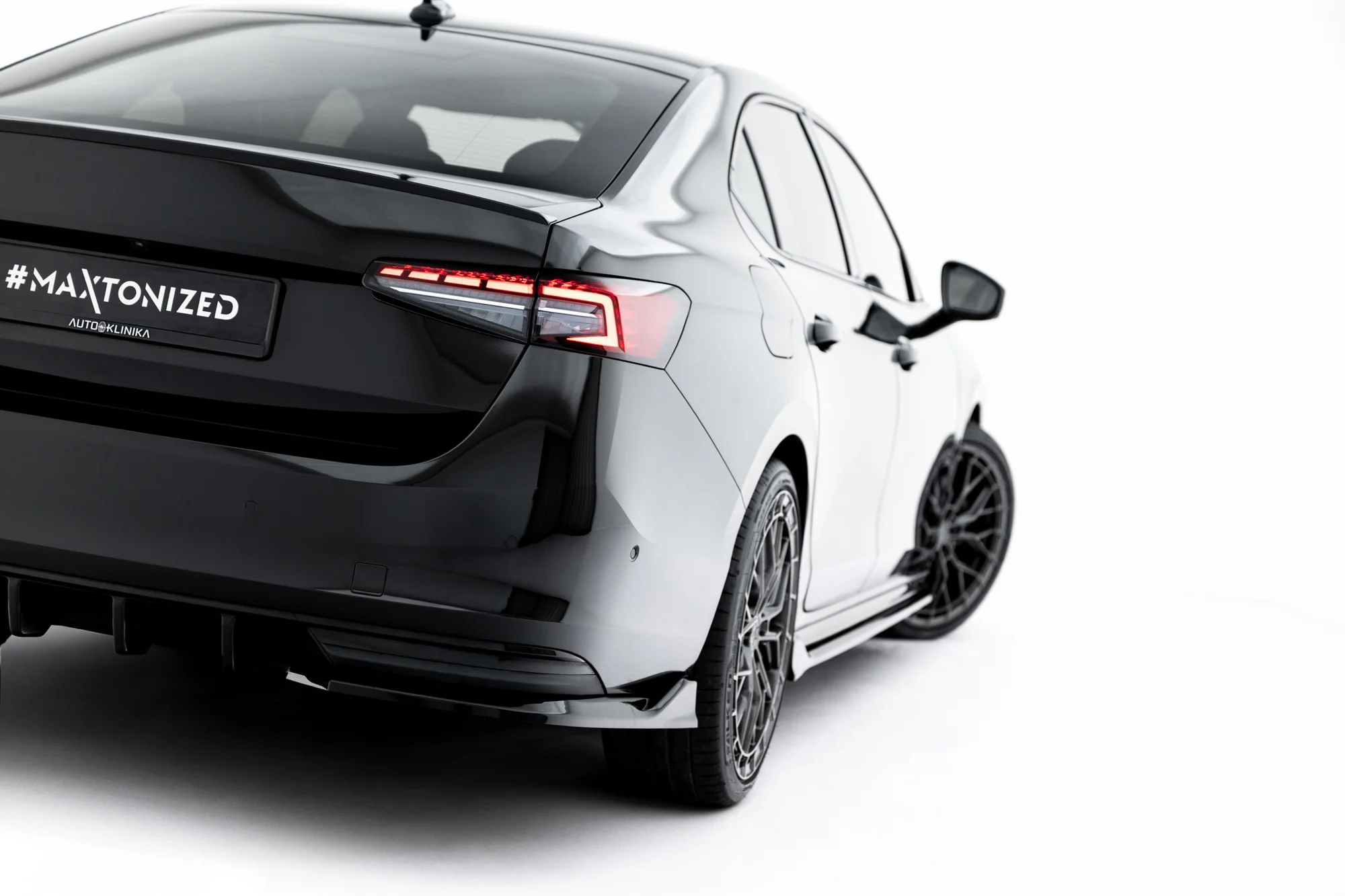 Splittery Tylne Boczne V.2 Skoda Superb Sportline Mk4 - Image 3