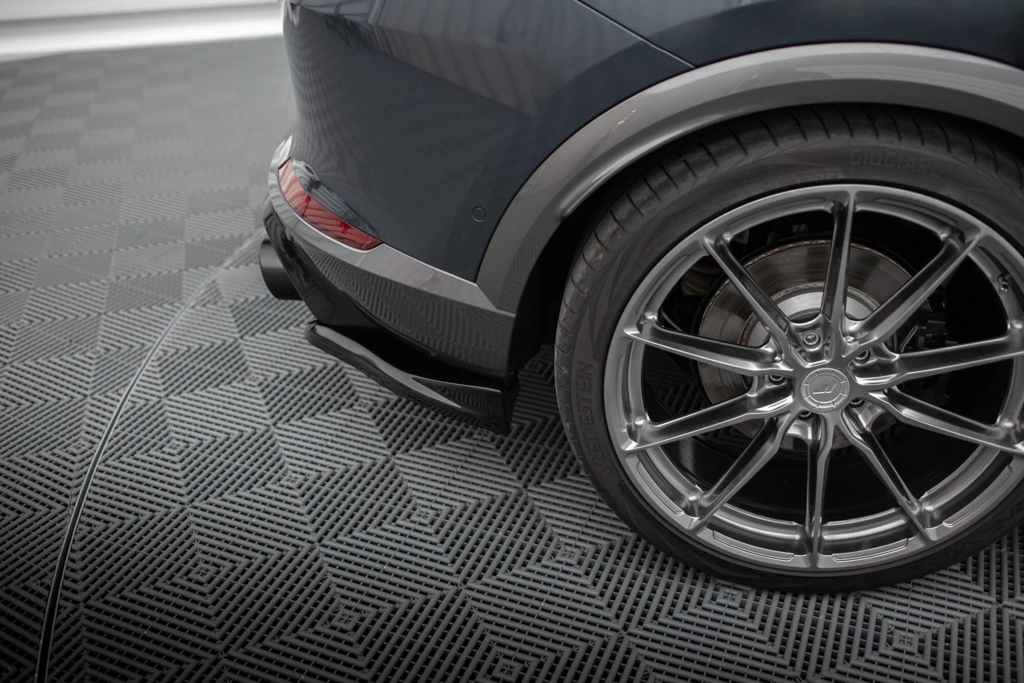 Splittery Tylne Boczne V.4 Cupra Formentor Mk1 - Image 3