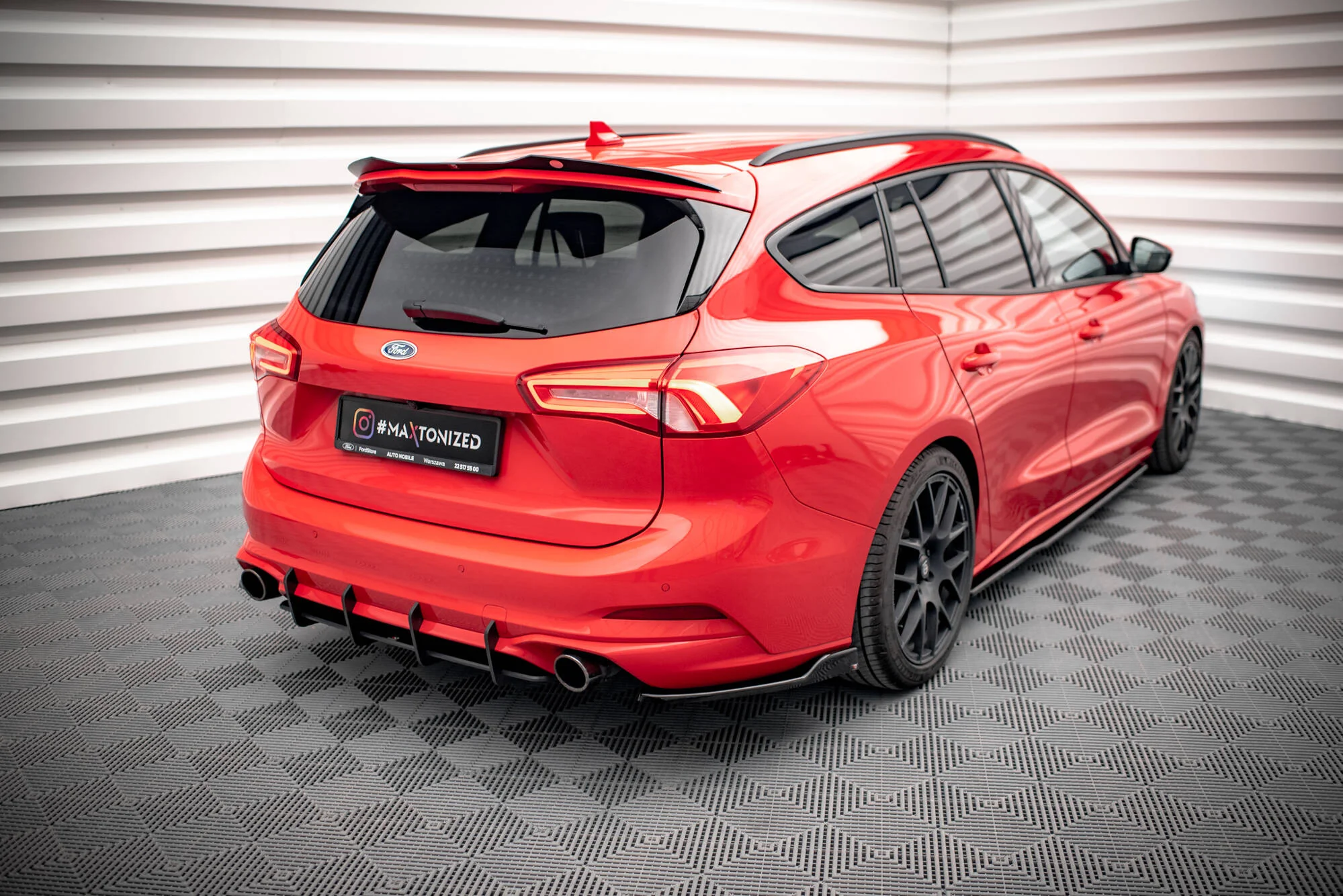 Splittery Tylne Boczne V.6 Ford Focus Estate ST Mk4 - Image 2