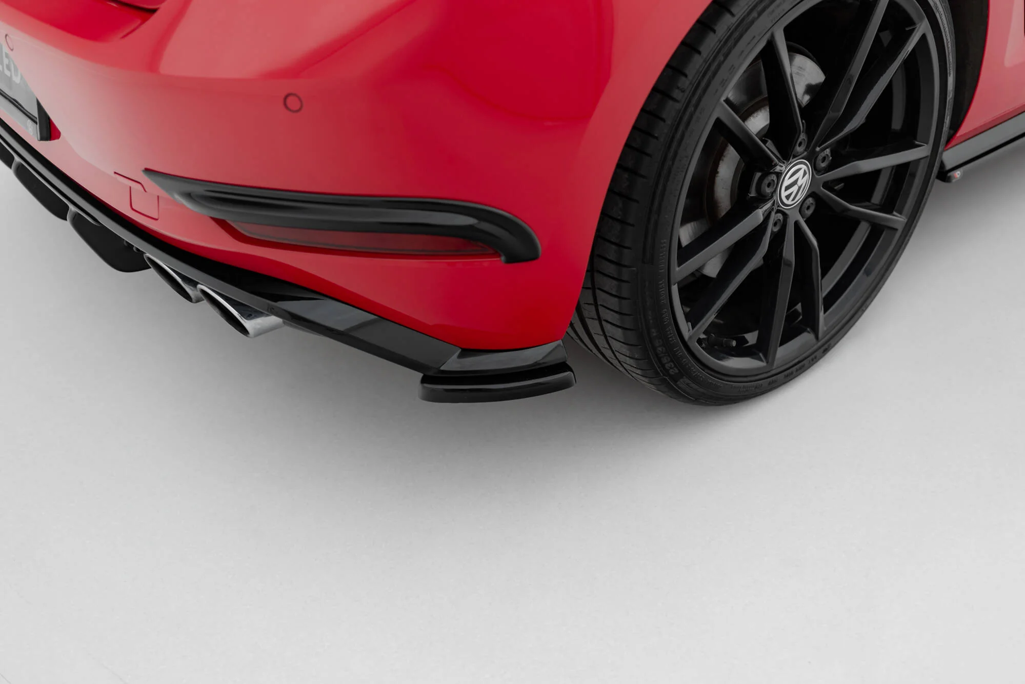 Splittery Tylne Boczne Volkswagen Golf Hatchback R / R-Line Mk7 Facelift - Image 4