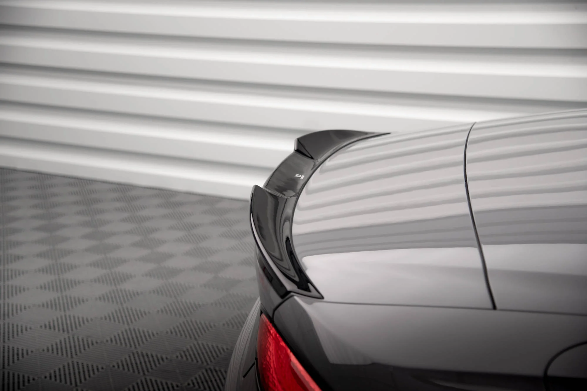 Spoiler Cap 3D Bentley Continental Convertible GT Mk3 - Image 3