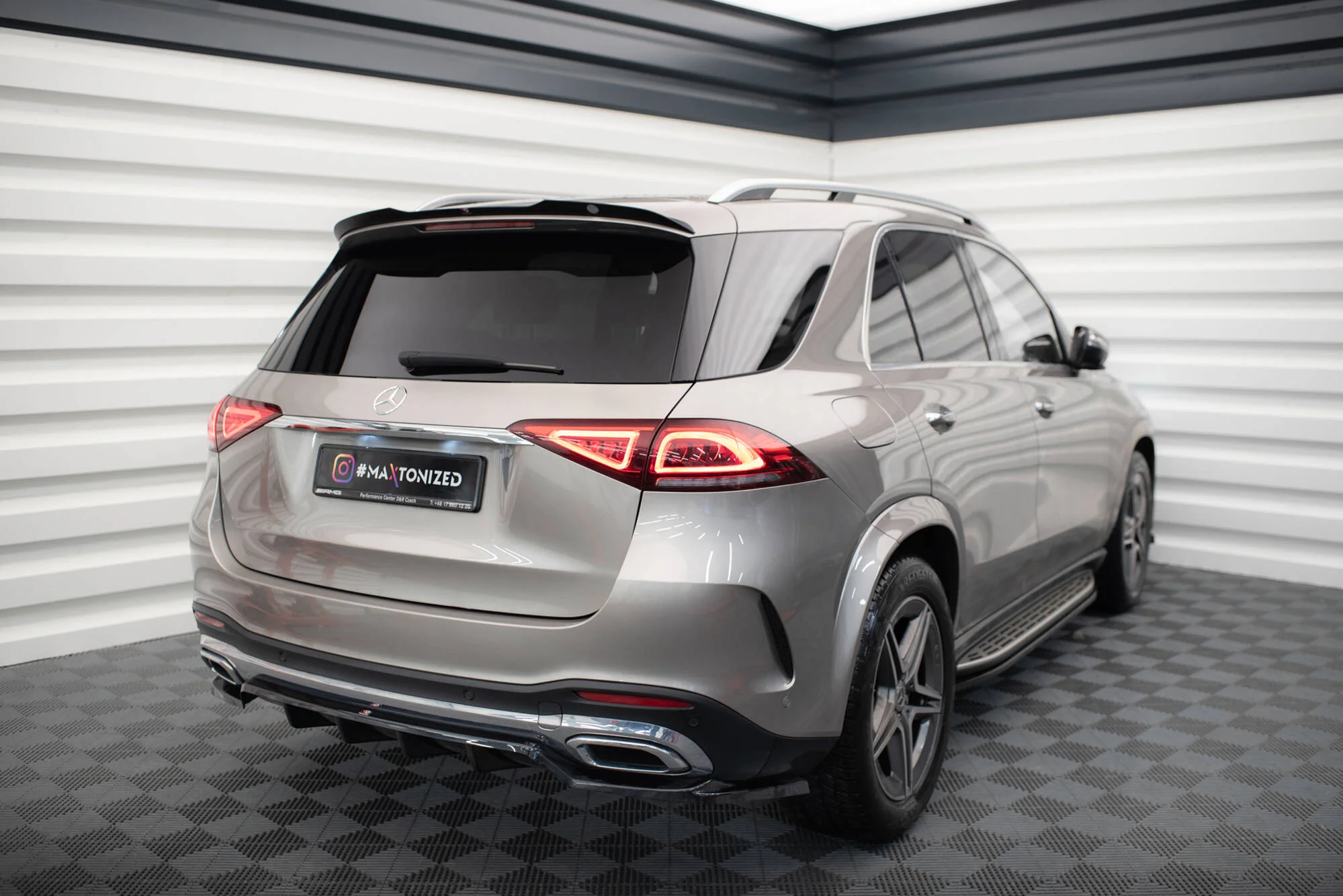 Spoiler Cap Mercedes-Benz GLE SUV AMG-Line / AMG W167 / W167 Facelift - Image 2