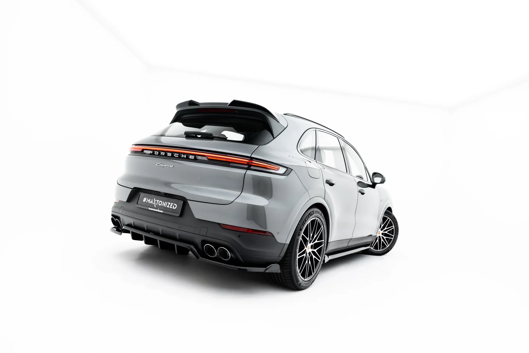 Zestaw Splitterów Porsche Cayenne SUV Mk3 Facelift - Image 11