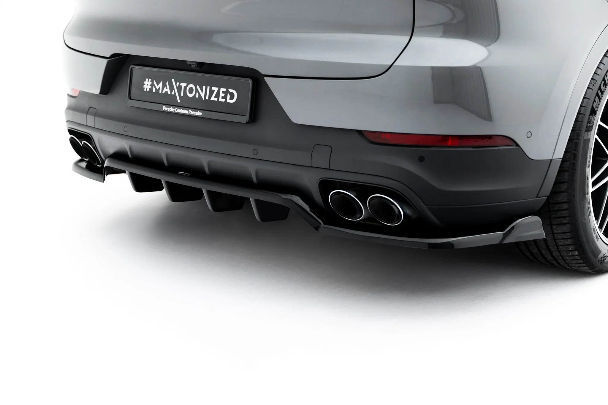 Zestaw Splitterów Porsche Cayenne SUV Mk3 Facelift - Image 12