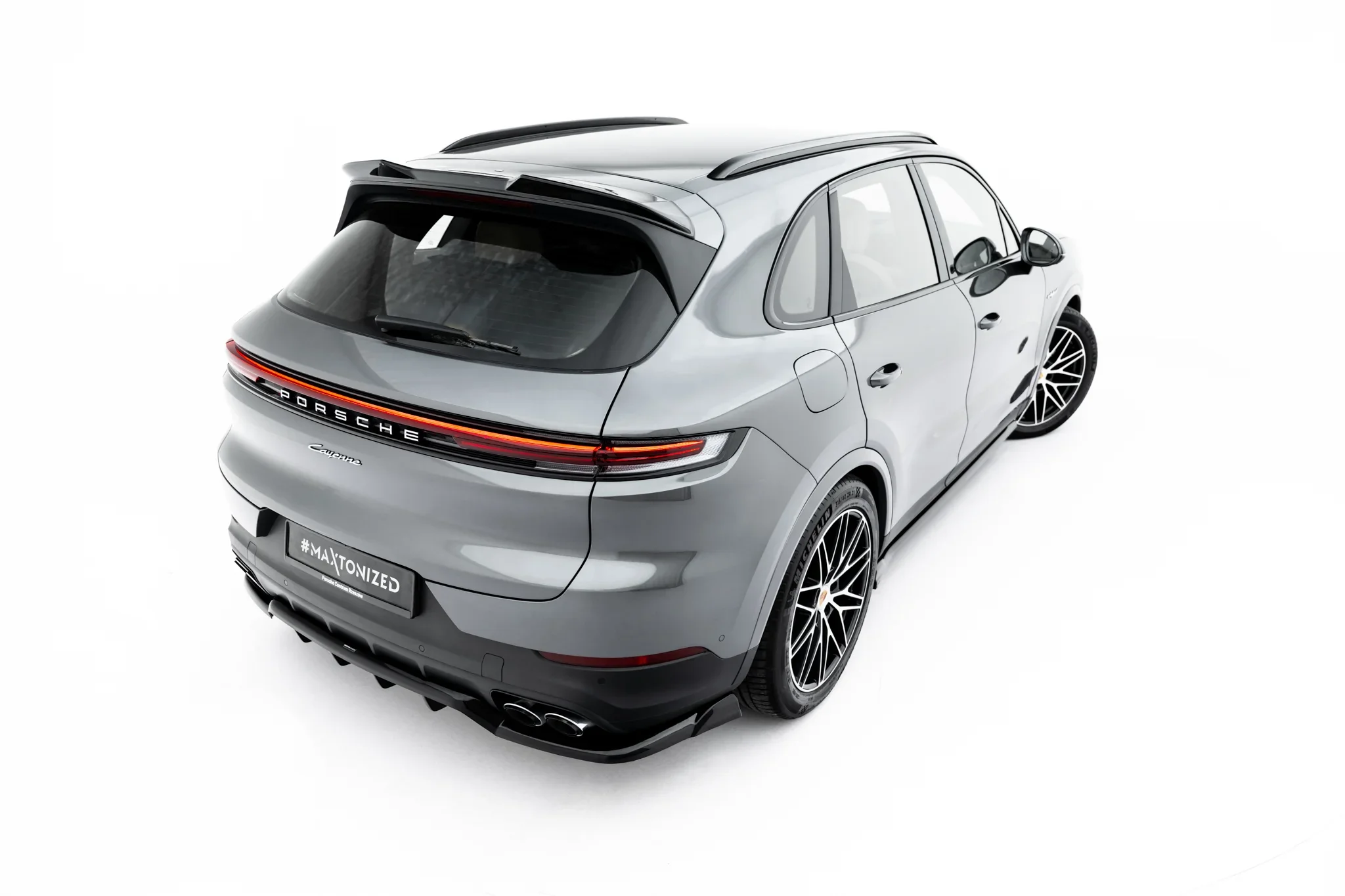 Zestaw Splitterów Porsche Cayenne SUV Mk3 Facelift - Image 14