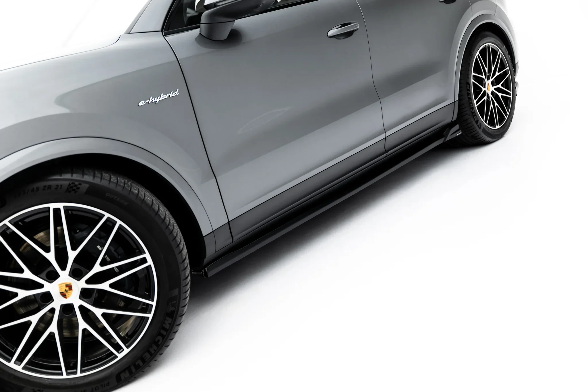 Zestaw Splitterów Porsche Cayenne SUV Mk3 Facelift - Image 7