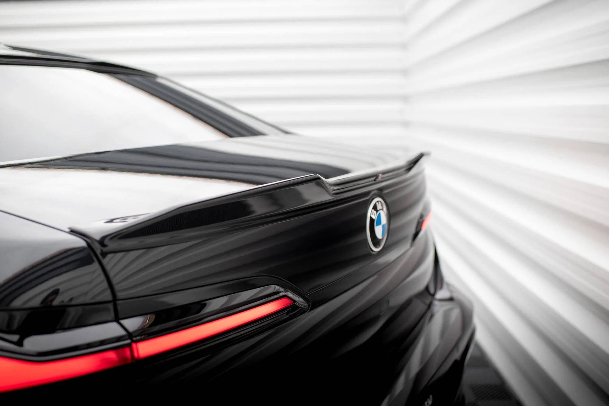 Zestaw Splitterów V.1 BMW 740d / 740i M-Pack G70 - Image 13