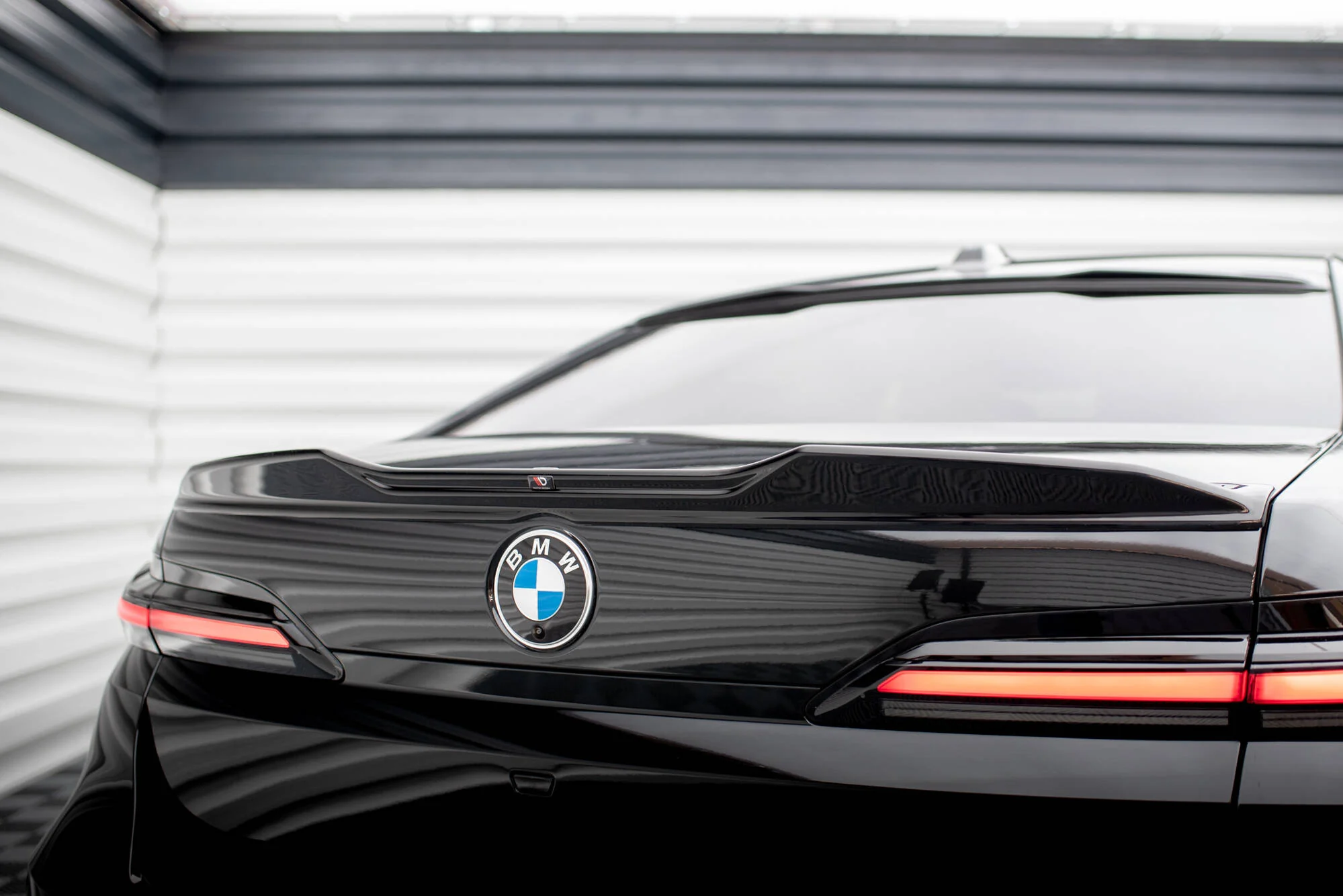 Zestaw Splitterów V.1 BMW 740d / 740i M-Pack G70 - Image 15