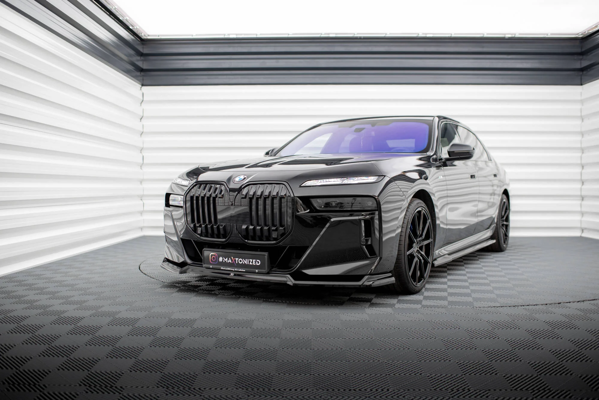 Zestaw Splitterów V.1 BMW 740d / 740i M-Pack G70 - Image 4