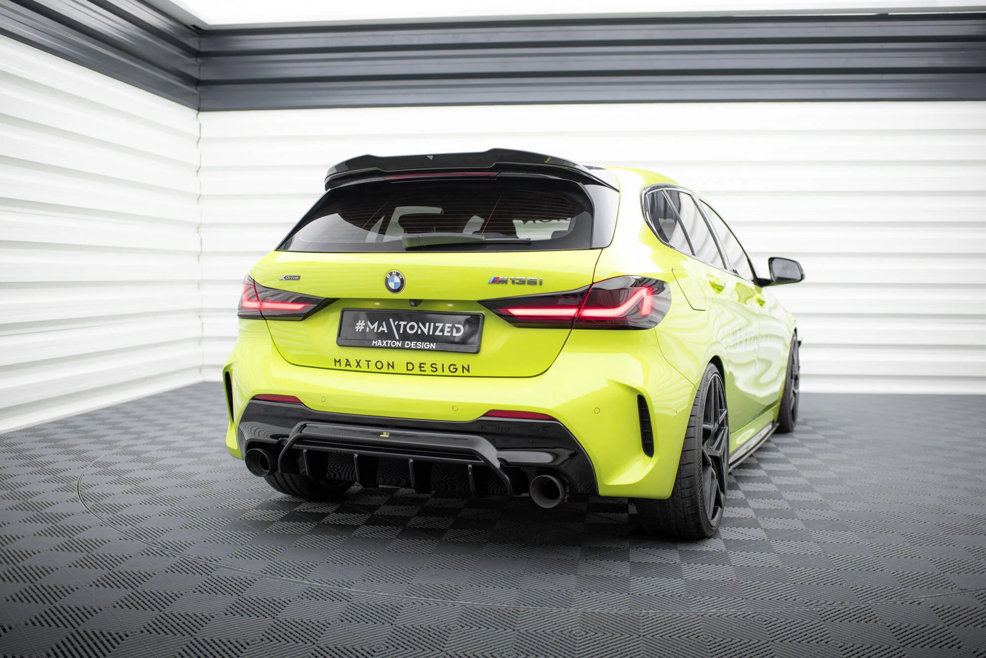 Zestaw Splitterów V.1 BMW M135i F40 - Image 9
